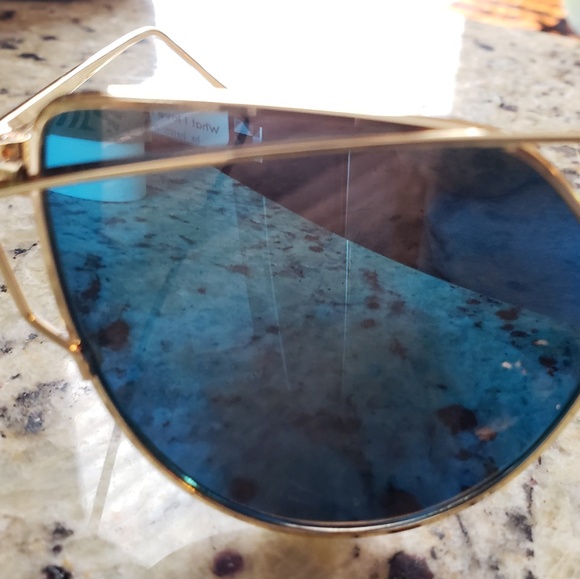 Feisedy aviator gold frame blue lens sunglasses - Picture 3 of 5